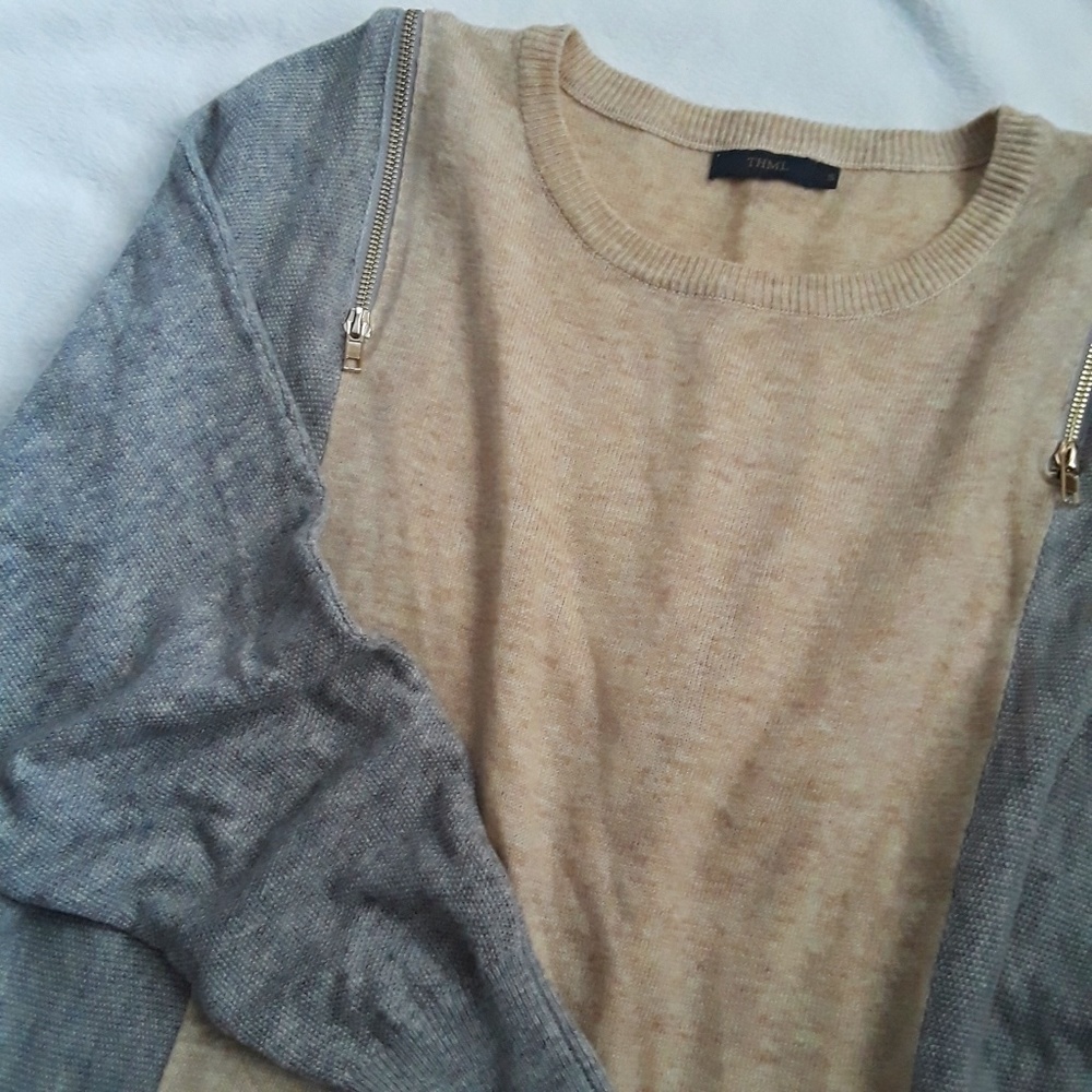 Anthropologie THML sweater size small